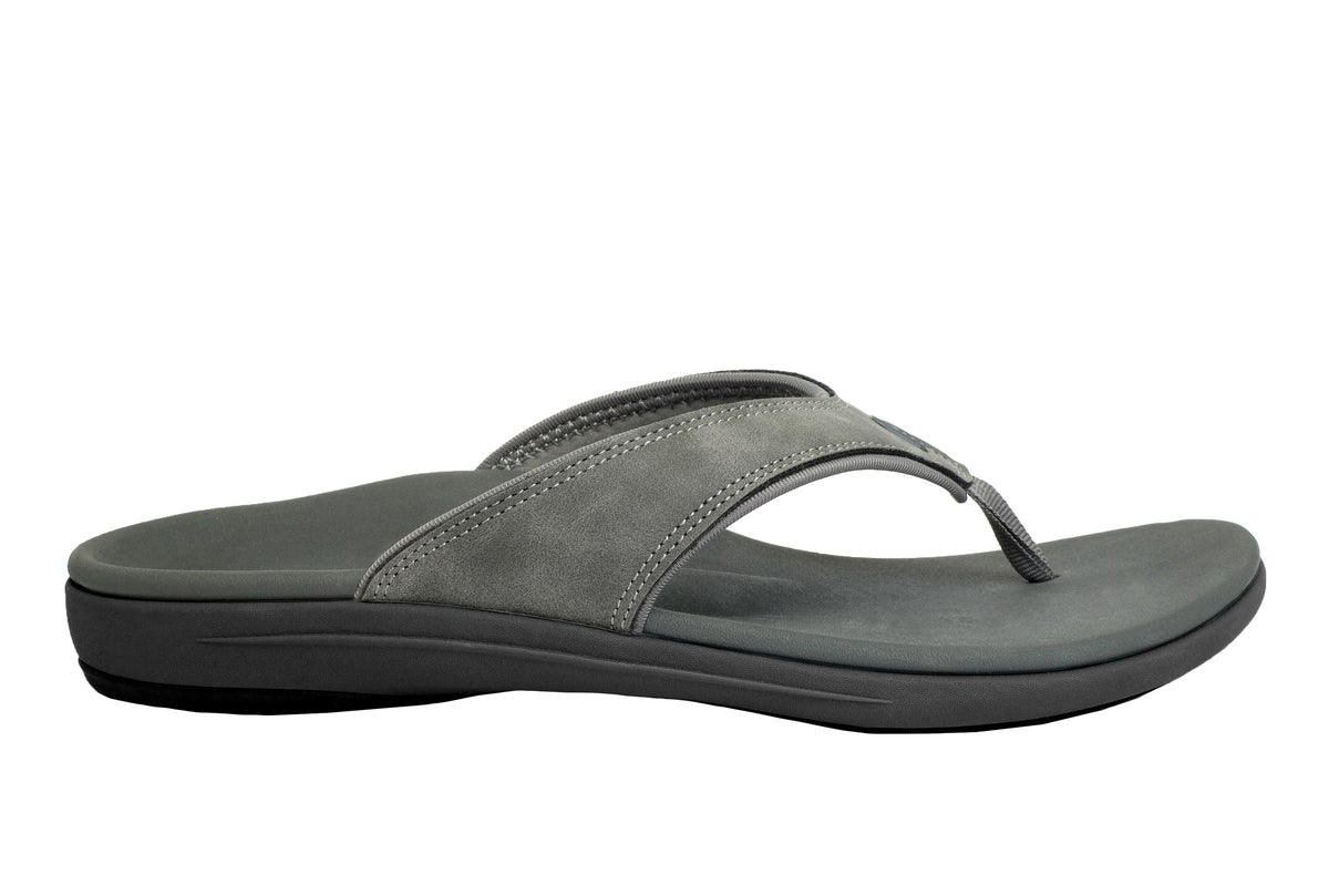 REVITALIGN Men\'s Yumi Leather Flip-Flop Size (8D Wide Fit) Black Men main image 3